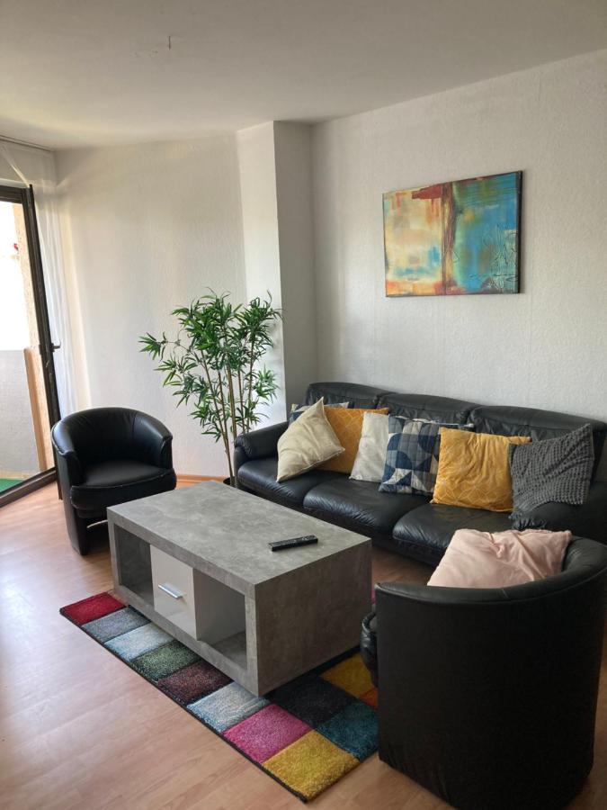 Apartment Ruhige Und Erholsame Mit Balkon